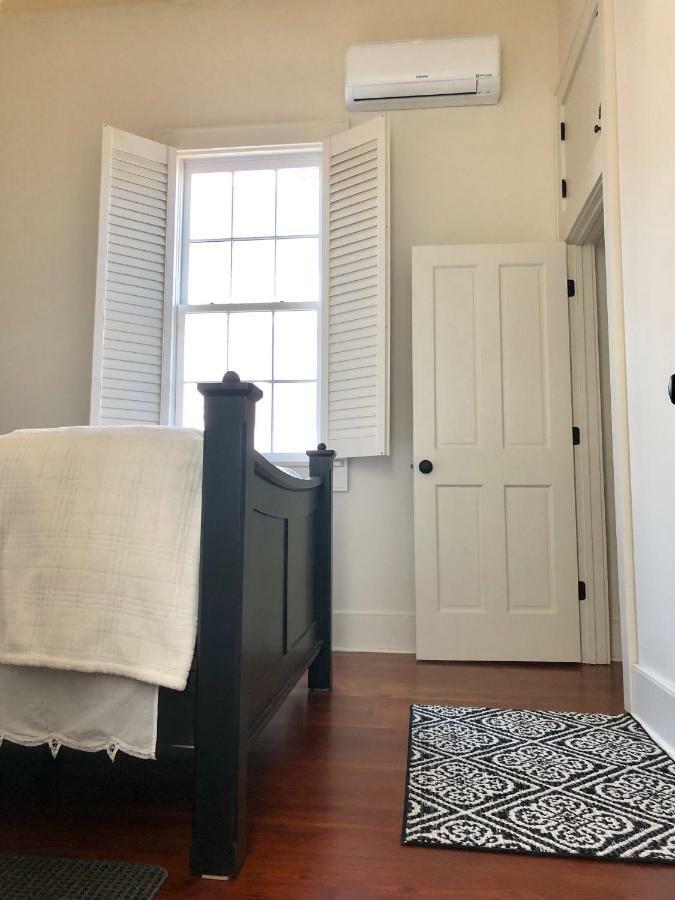 Petite Desire Apartment Ню Орлиънс Екстериор снимка